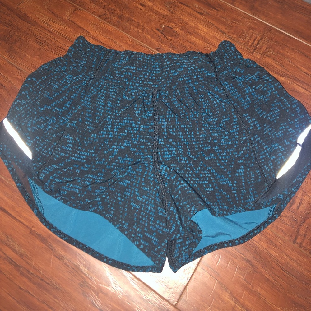 Lululemon hotty hot shorts
